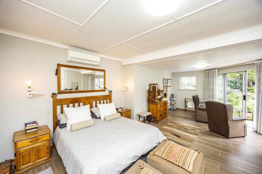 4 Bedroom Property for Sale in Bonza Bay Eastern Cape